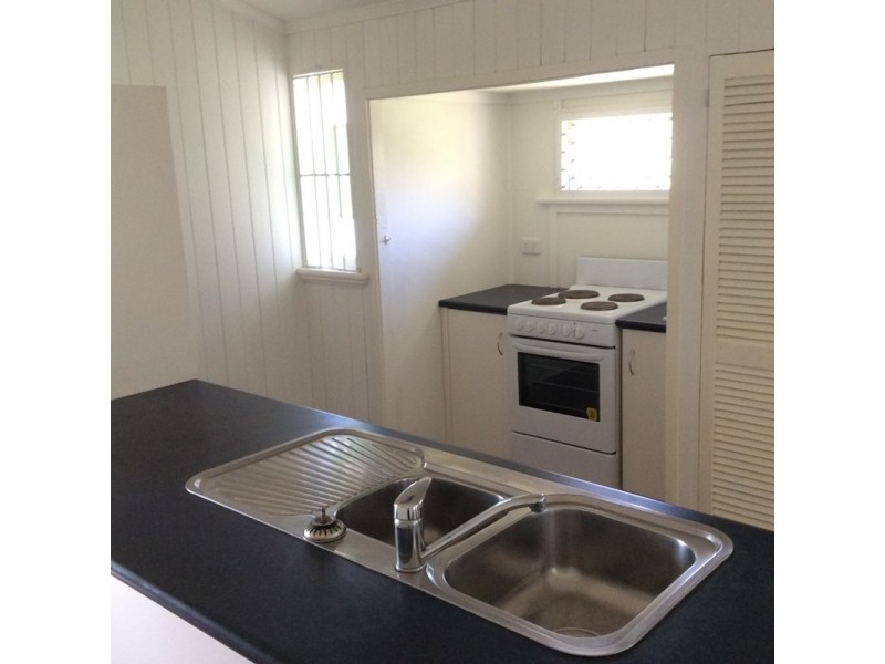 262 Joiner Street, Koongal QLD 4701