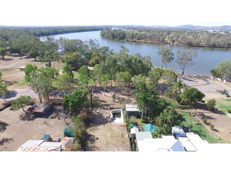 38 Luck Avenue, Wandal QLD 4700