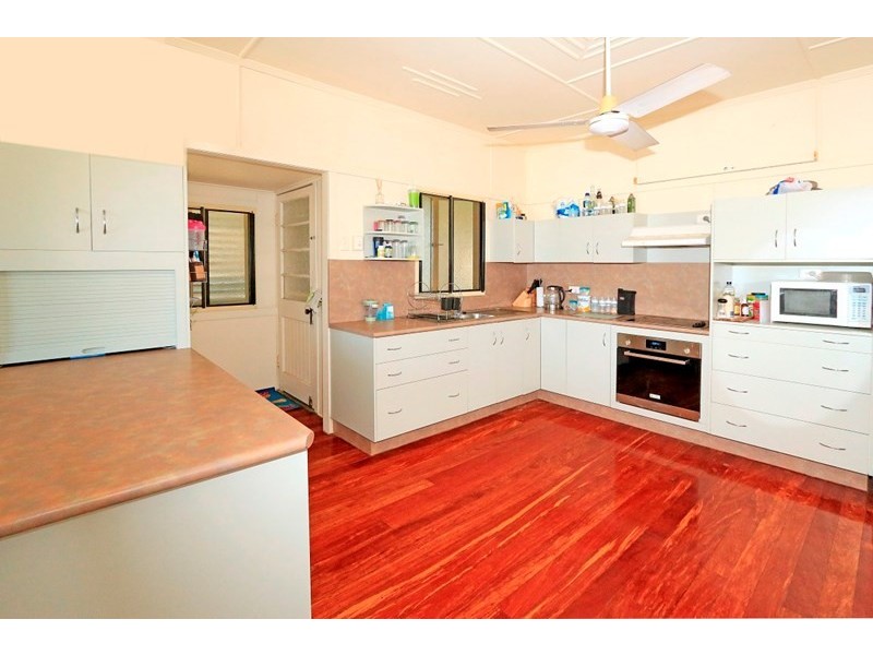 279 Waterloo Street, Berserker QLD 4701