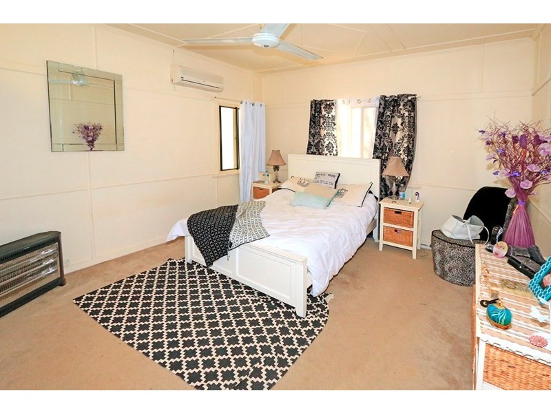 279 Waterloo Street, Berserker QLD 4701