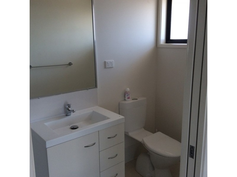 37 Falcon Crescent, Zilzie QLD 4710