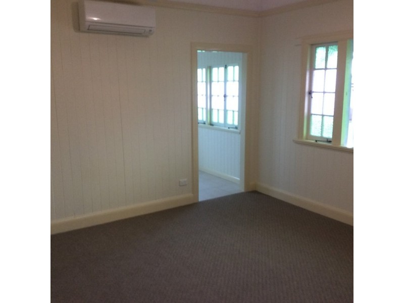 28 Glencoe Street, The Range QLD 4700