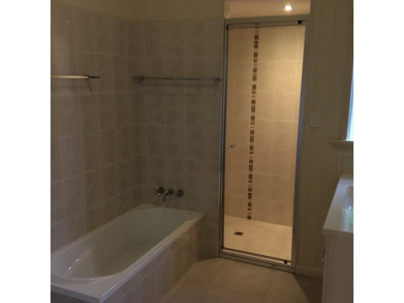 28 Glencoe Street, The Range QLD 4700