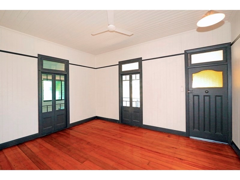 128 Kent Street, Rockhampton City QLD 4700