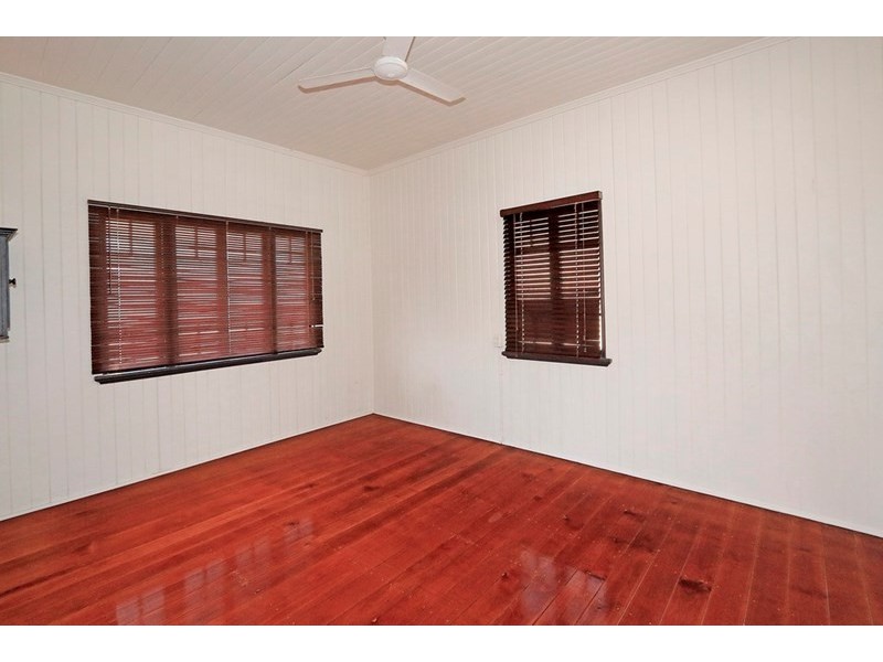 128 Kent Street, Rockhampton City QLD 4700