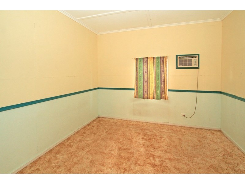 12 Werner Street, Park Avenue QLD 4701