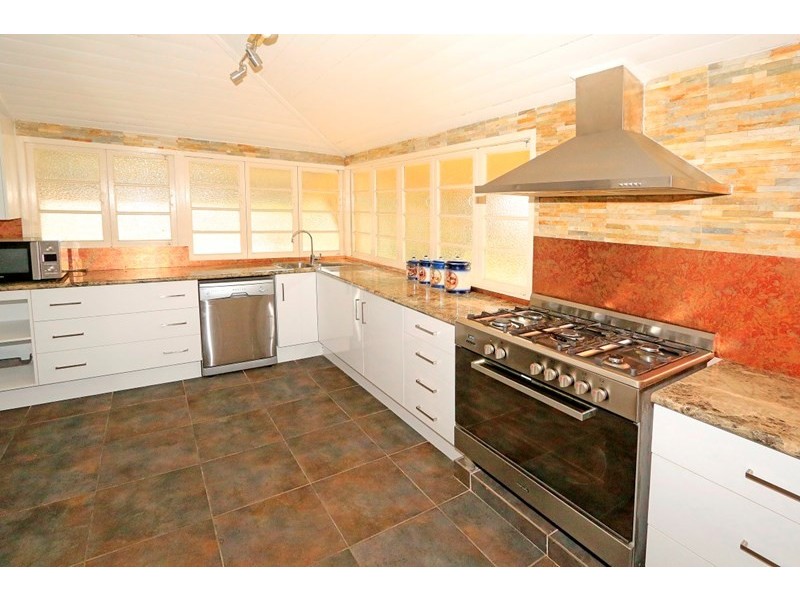 126 Fitzroy Street, Allenstown QLD 4700
