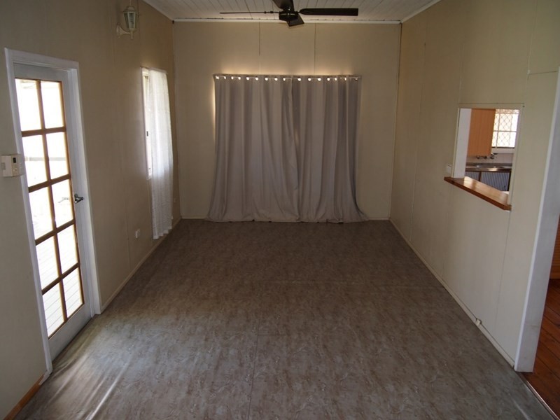 405 Paterson Avenue, Koongal QLD 4701