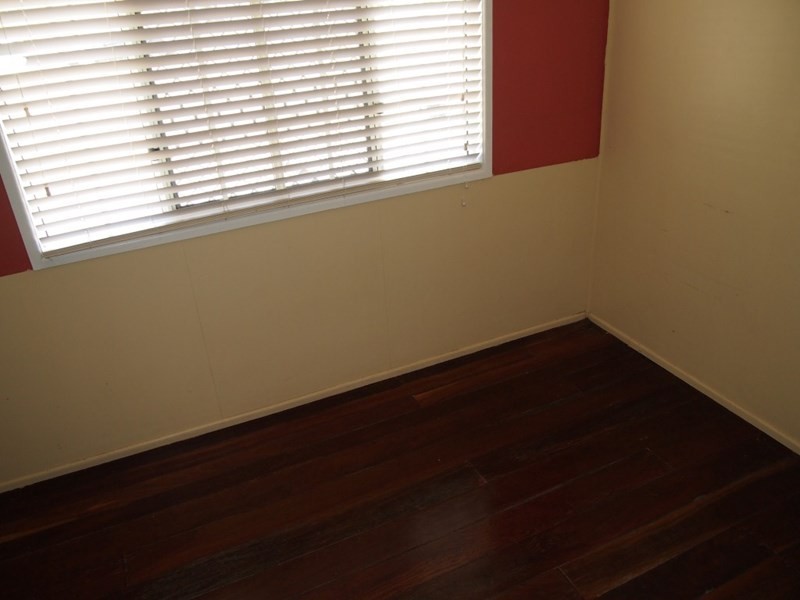405 Paterson Avenue, Koongal QLD 4701