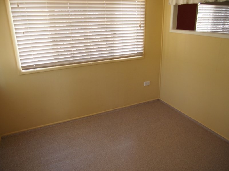 405 Paterson Avenue, Koongal QLD 4701