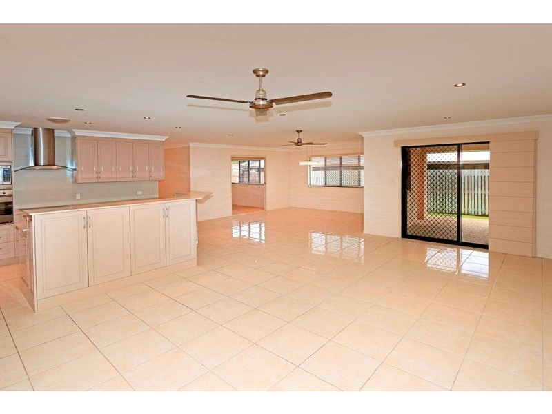 17 Treefern Terrace, Frenchville QLD 4701