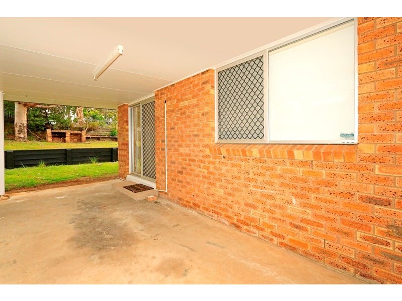 4 Poole Street, Kawana QLD 4701