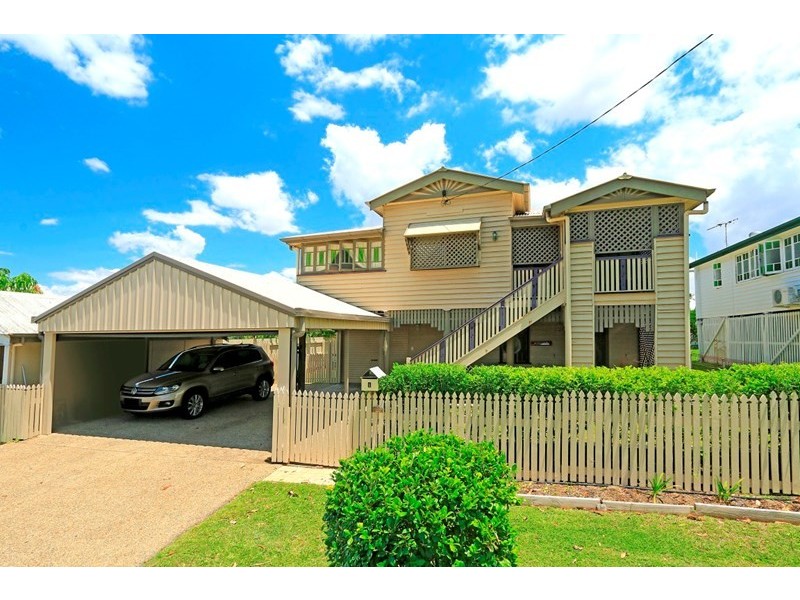 1 Penlington Street, The Range QLD 4700