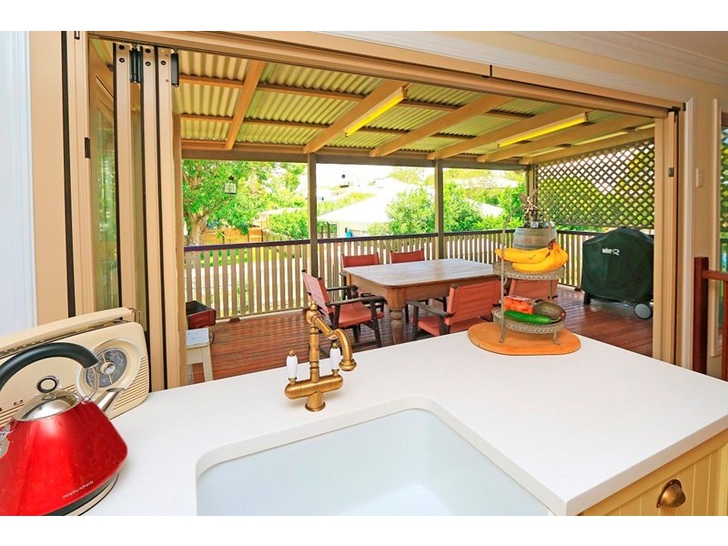 1 Penlington Street, The Range QLD 4700