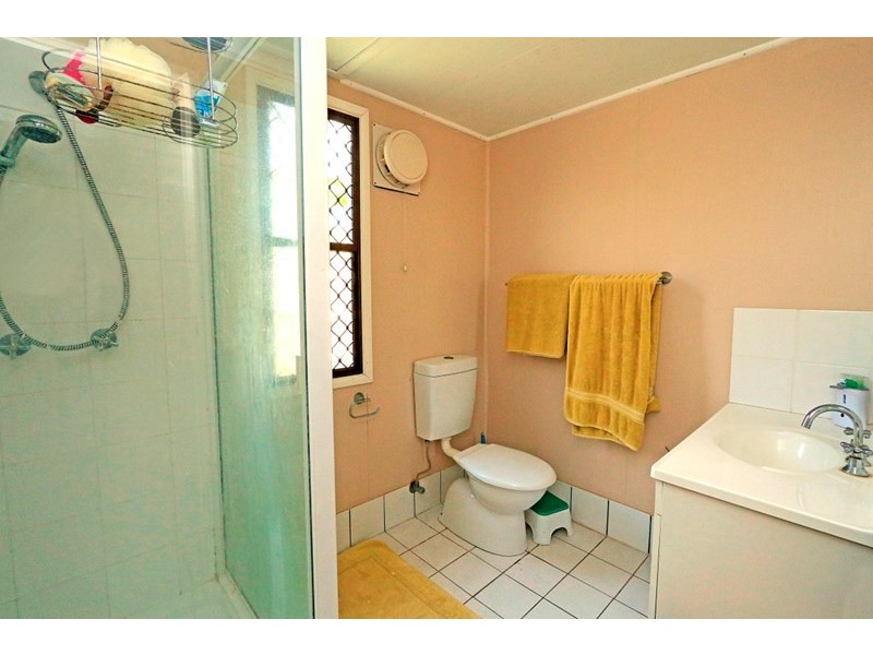 1 Penlington Street, The Range QLD 4700
