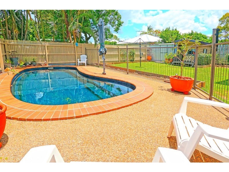 1 Penlington Street, The Range QLD 4700