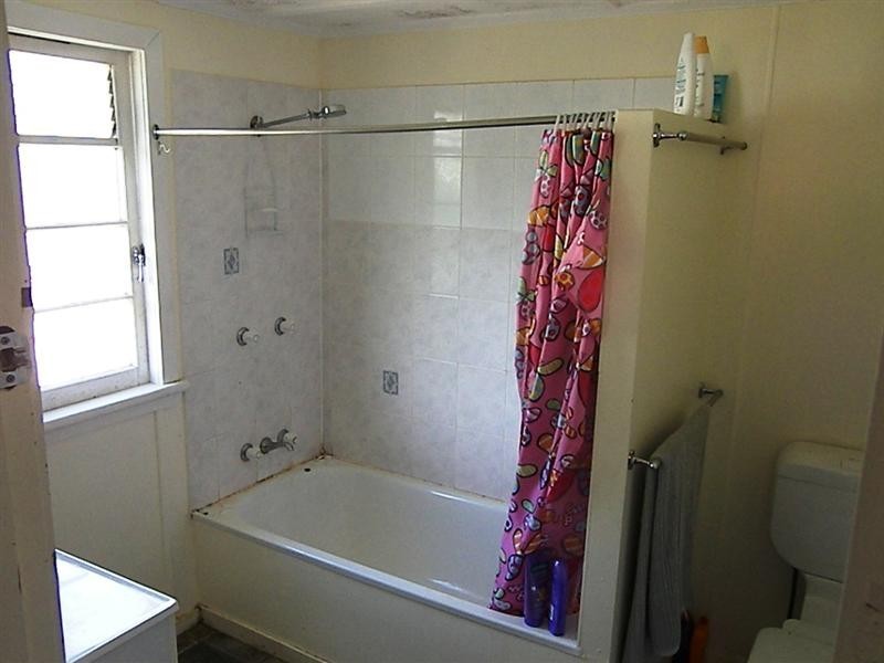 140 High Street, Berserker QLD 4701