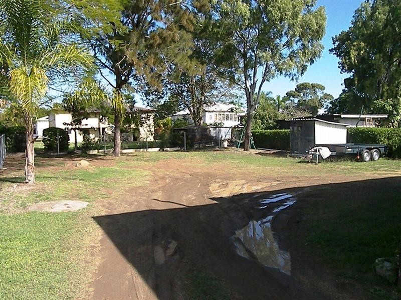 140 High Street, Berserker QLD 4701