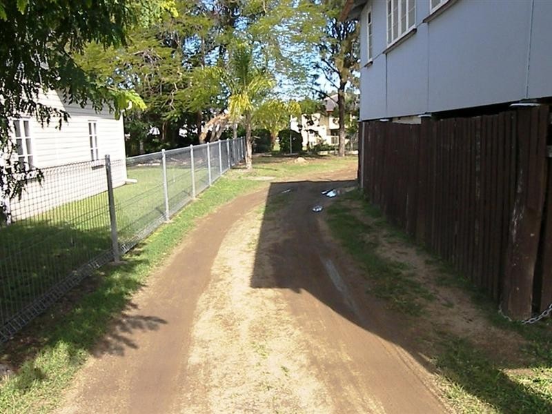 140 High Street, Berserker QLD 4701