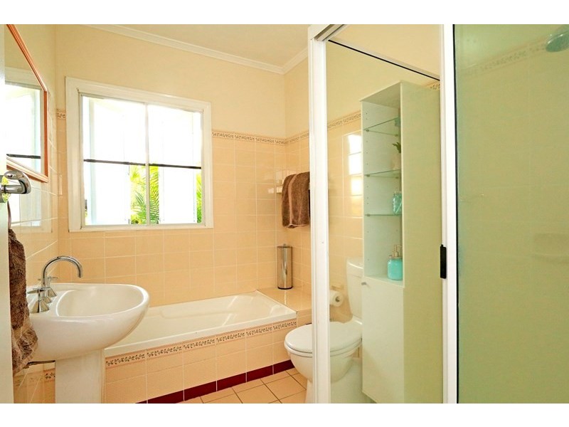 9 Jones Street, Wandal QLD 4700