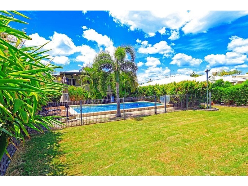 9 Jones Street, Wandal QLD 4700