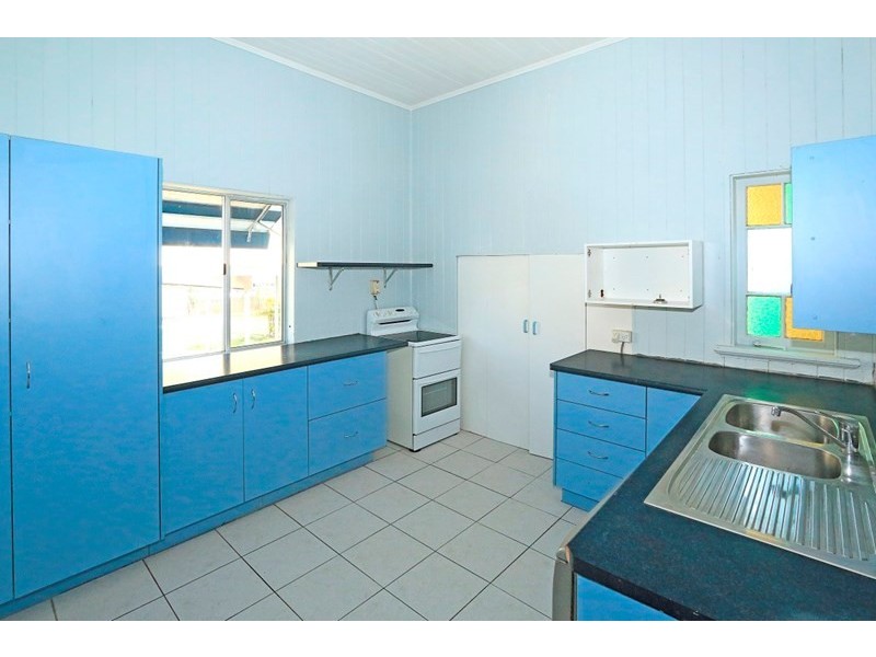 426 Campbell Street, Depot Hill QLD 4700