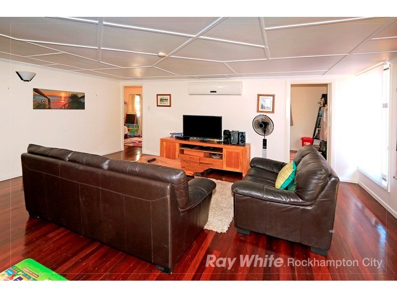 50 Luck Avenue, Wandal QLD 4700