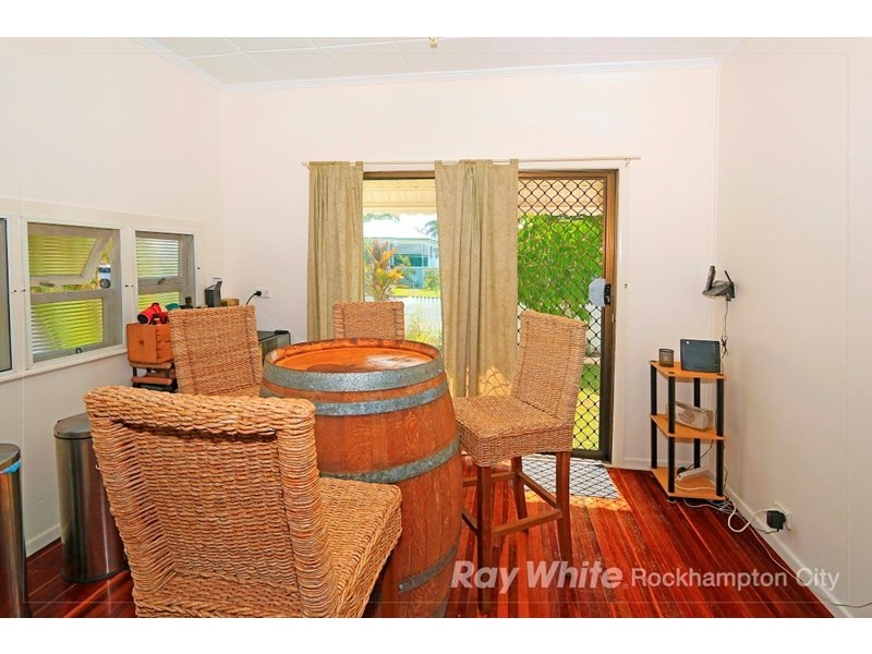 50 Luck Avenue, Wandal QLD 4700