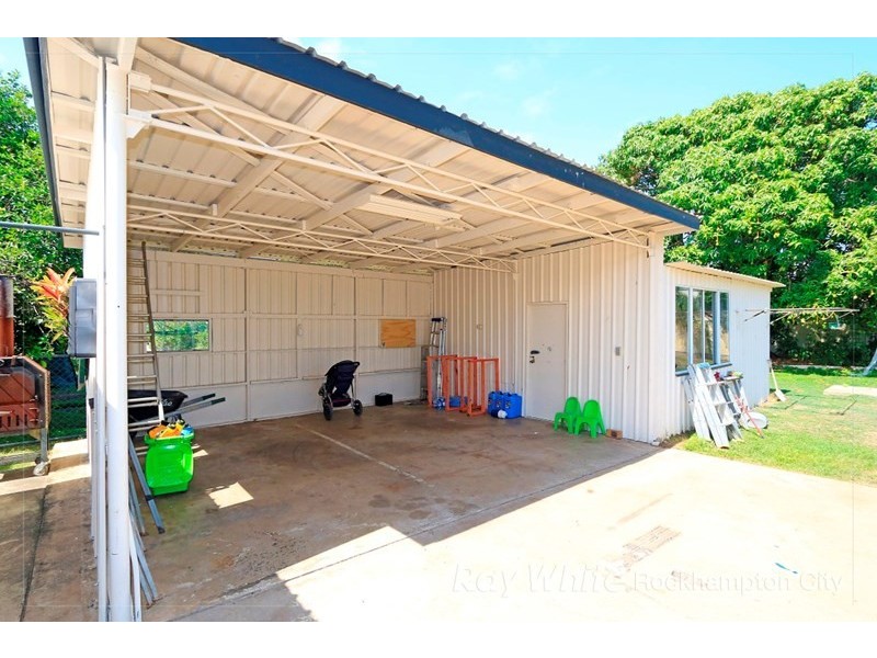 50 Luck Avenue, Wandal QLD 4700