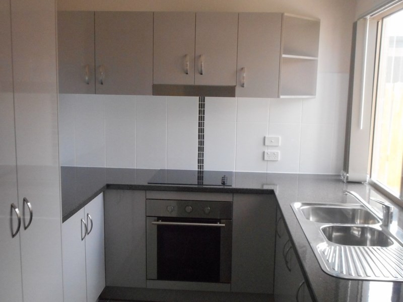 3/19 Miles Street, Berserker QLD 4701