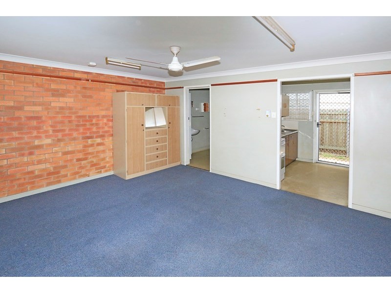 2/87 Upper Dawson Road, Allenstown QLD 4700