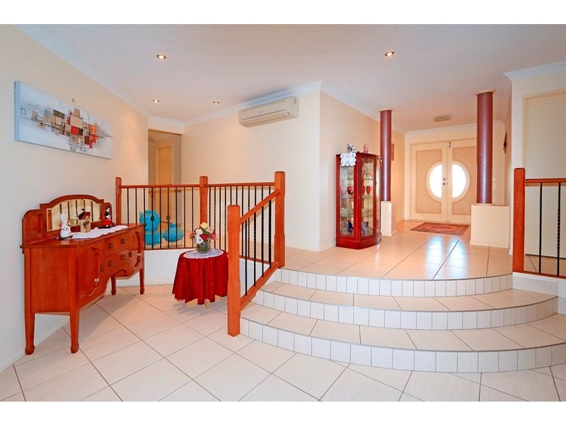 129 Angela Road, Rockyview QLD 4701