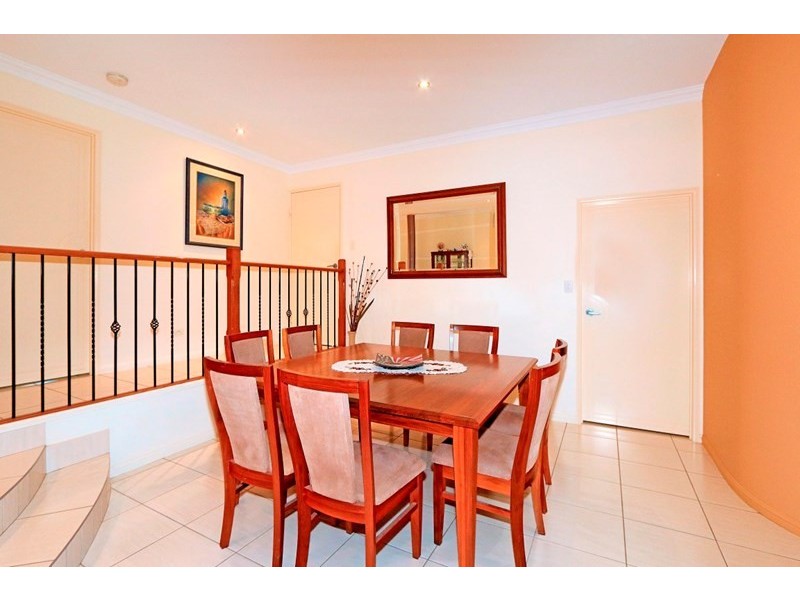 129 Angela Road, Rockyview QLD 4701