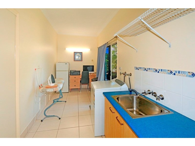 129 Angela Road, Rockyview QLD 4701