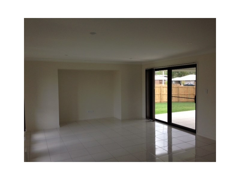 1 Rosebud Court, Parkhurst QLD 4702