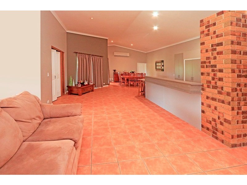 4 Perrott Drive, Rockyview QLD 4701