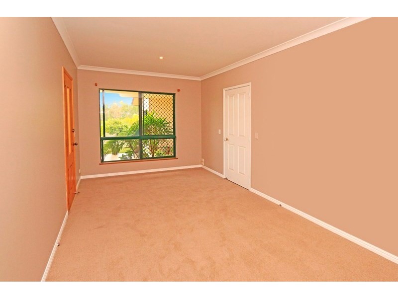 4 Perrott Drive, Rockyview QLD 4701