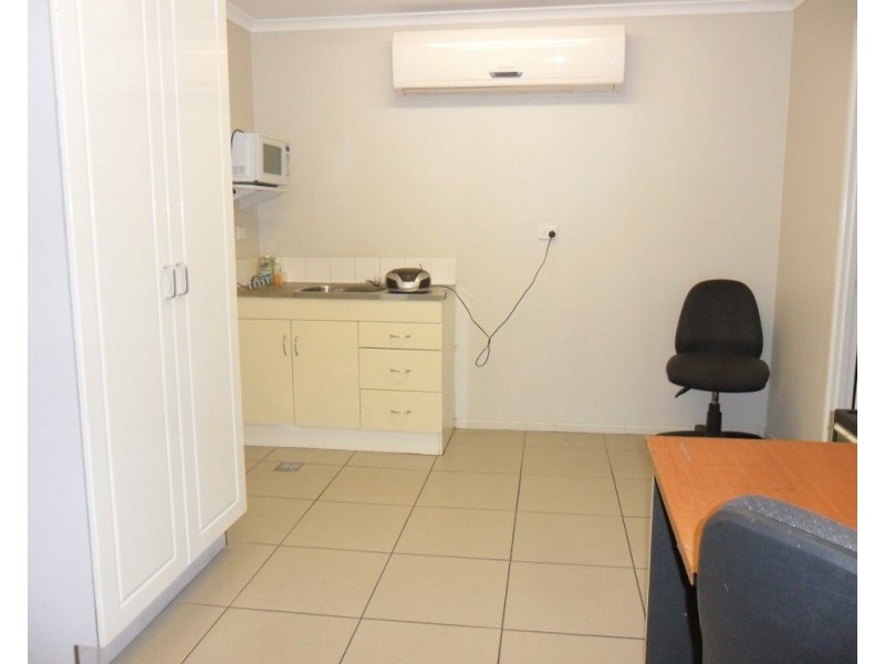 20 Capricorn Street, Gracemere QLD 4702