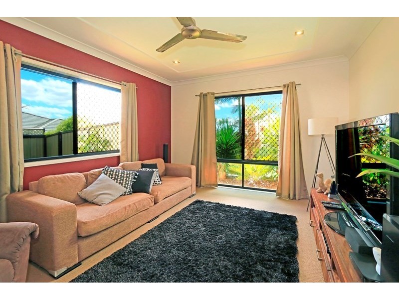 19 Broadhurst Drive, Gracemere QLD 4702