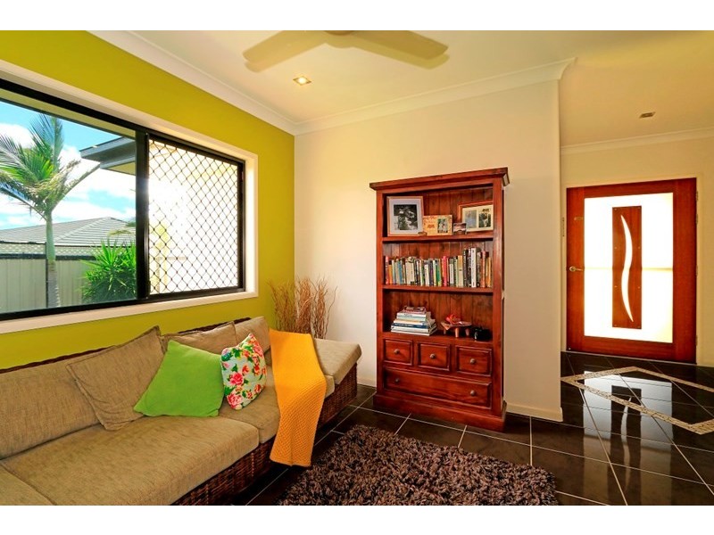 19 Broadhurst Drive, Gracemere QLD 4702