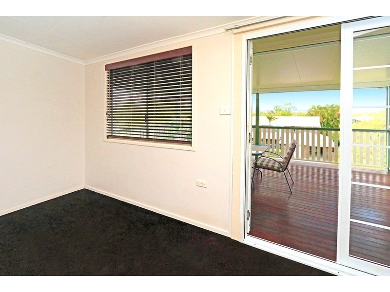 4 McCamley Street, The Range QLD 4700