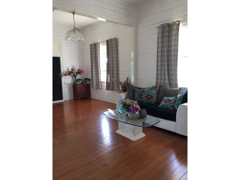 453 Lakes Creek Road, Lakes Creek QLD 4701