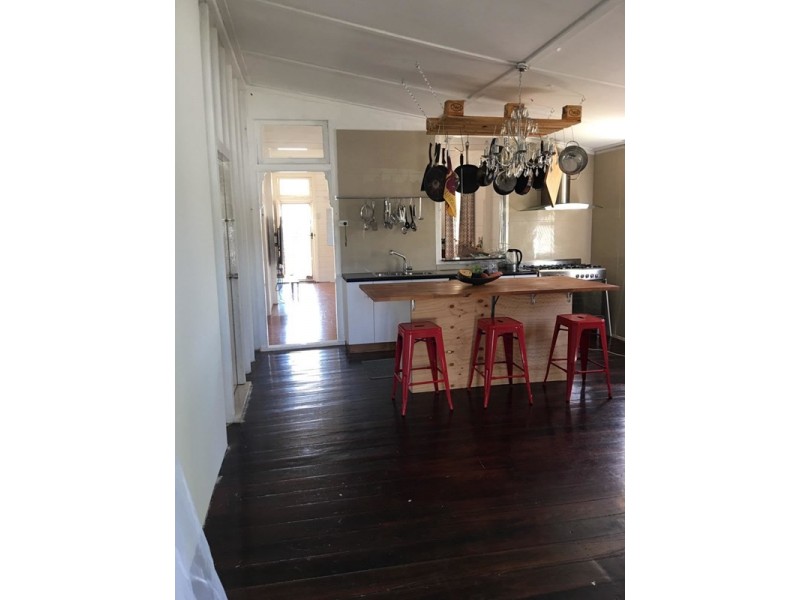 453 Lakes Creek Road, Lakes Creek QLD 4701