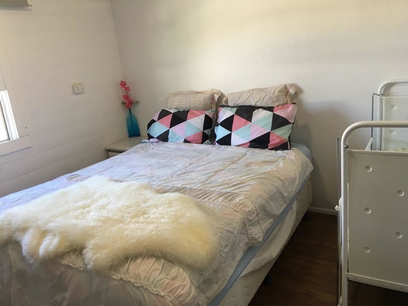 453 Lakes Creek Road, Lakes Creek QLD 4701