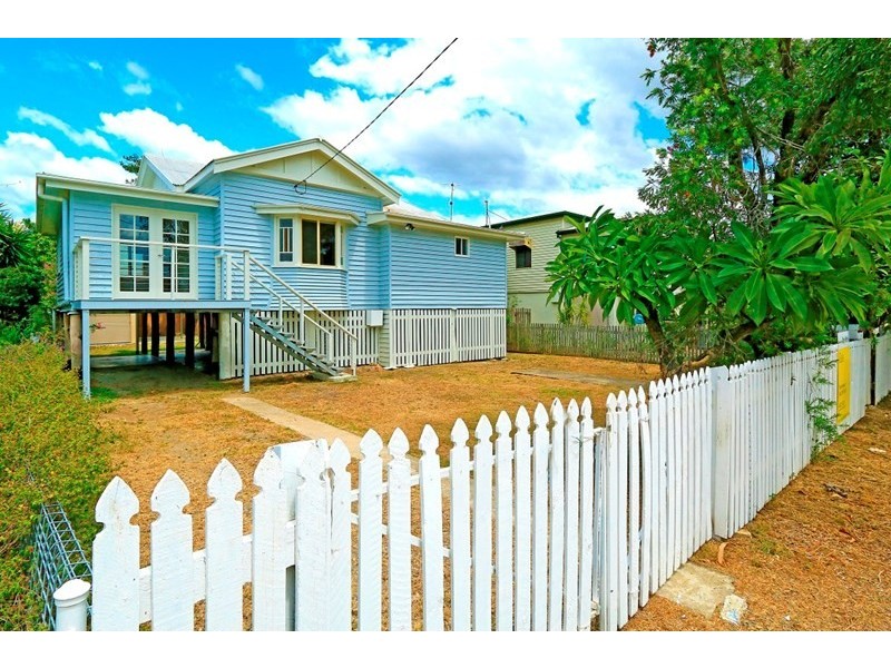 90 Nobbs Street, Berserker QLD 4701