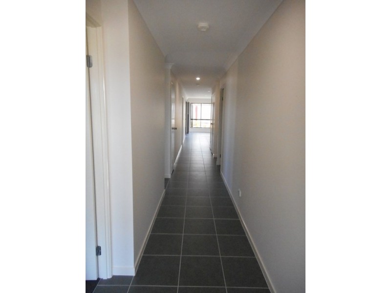 21 Rosedale Street, Parkhurst QLD 4702