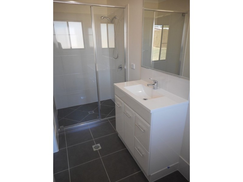 21 Rosedale Street, Parkhurst QLD 4702