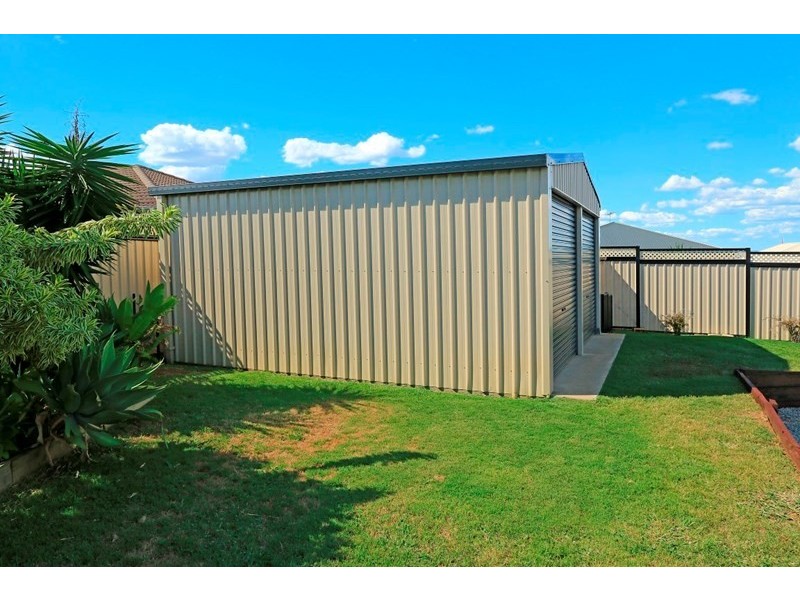 19 Broadhurst Drive, Gracemere QLD 4702