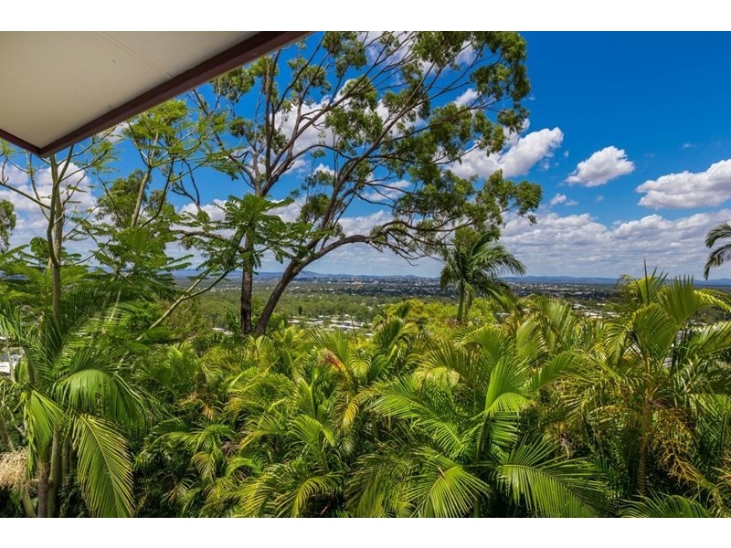 30 Forbes Avenue, Frenchville QLD 4701