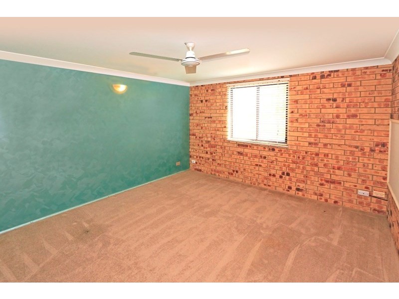 15 Hutcheon Street, Kawana QLD 4701